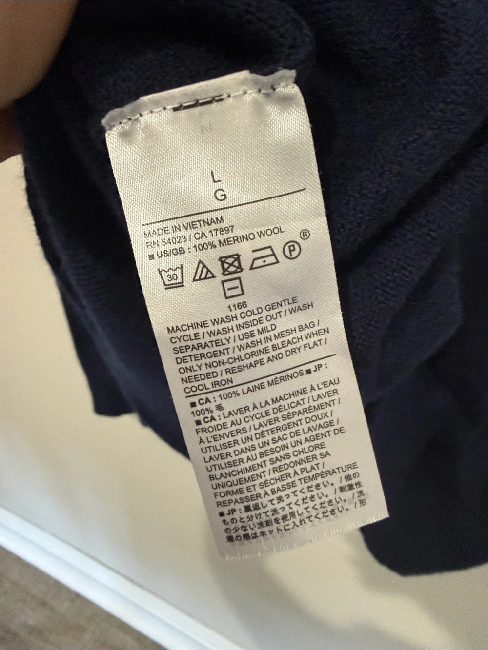 Banana Republic Men's Navy 100% Wool Crewneck Sweater